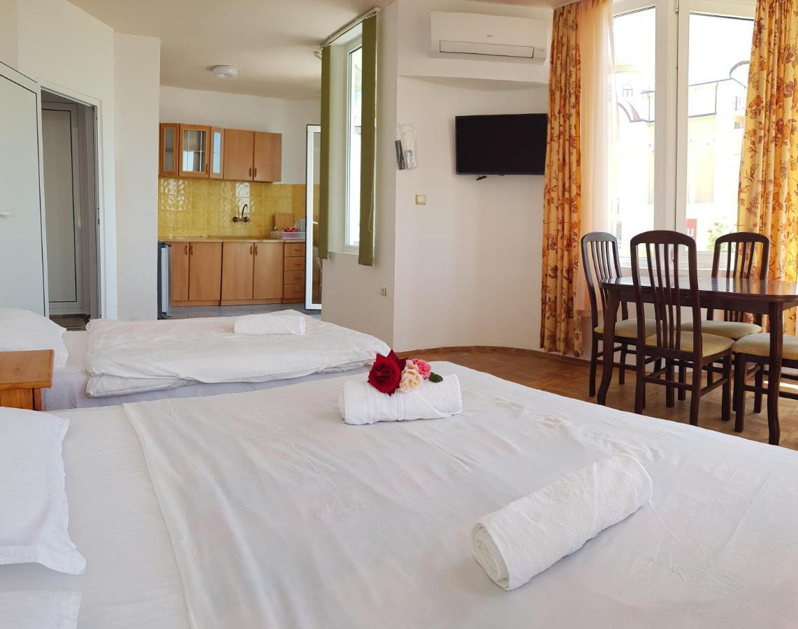 Sunny Island Obzor Hotel Eksteriør billede