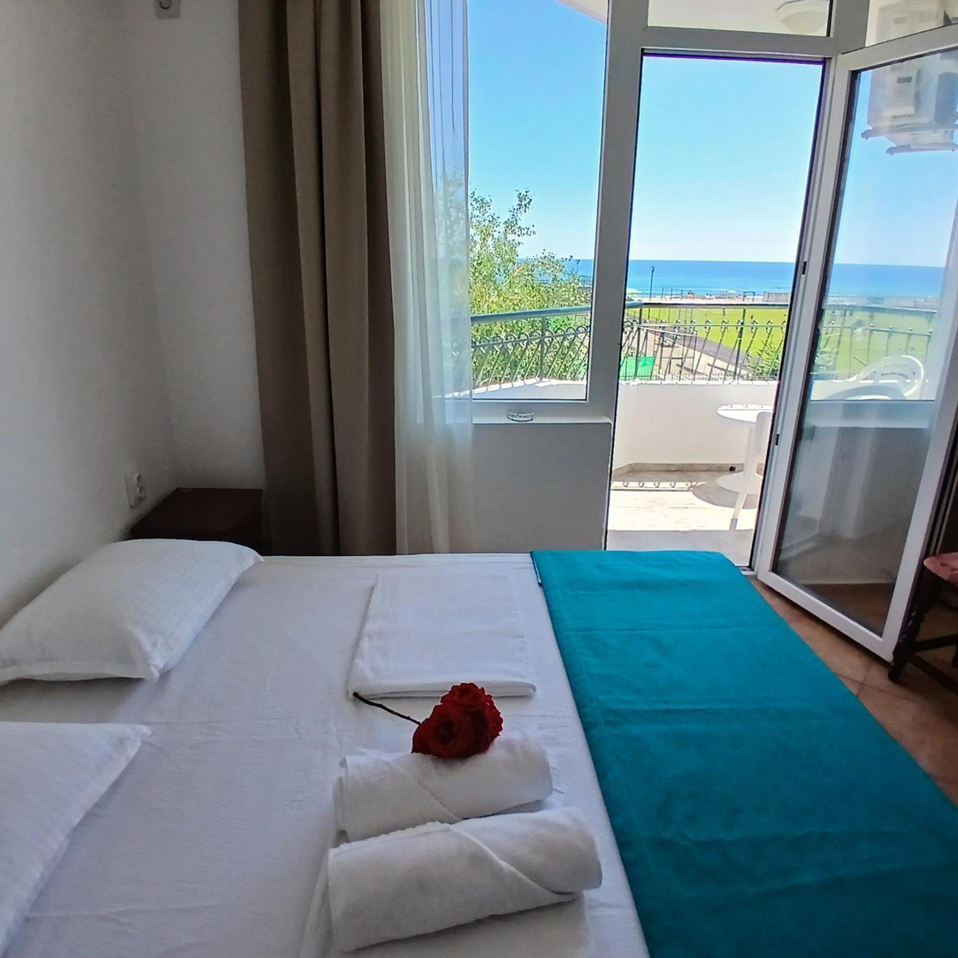 Sunny Island Obzor Hotel Værelse billede